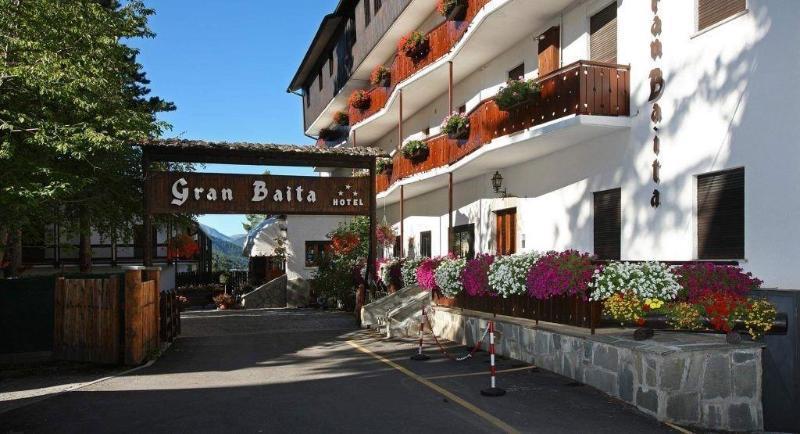 Hotel Gran Baita Oulx Buitenkant foto