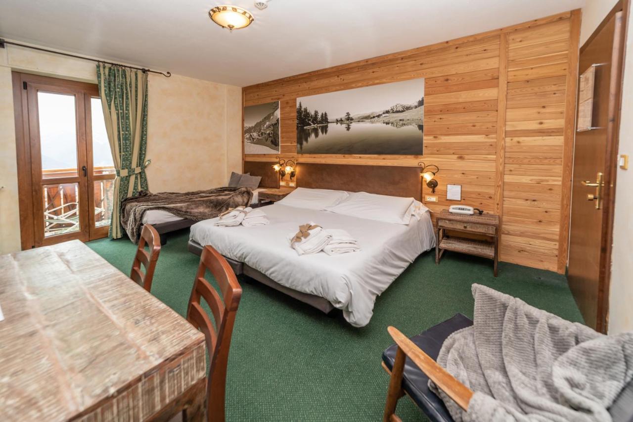 Hotel Gran Baita Oulx Buitenkant foto
